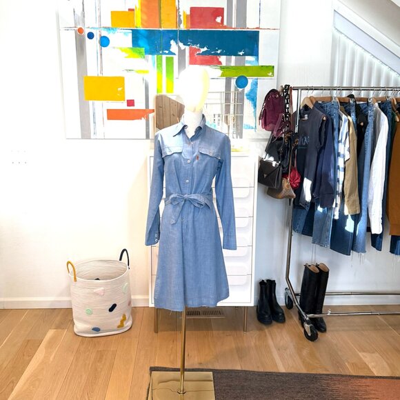 Vintage 1970s Levi's Orange Tab Chambray Belted Shirt Dress // Size Small - Picture 1 of 7